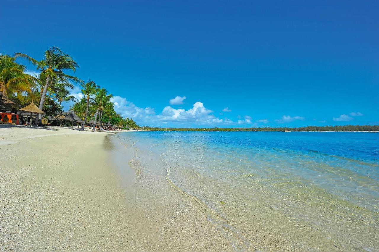 Constance Prince Maurice Poste de Flacq Exterior foto Beach at the island of Funafuti